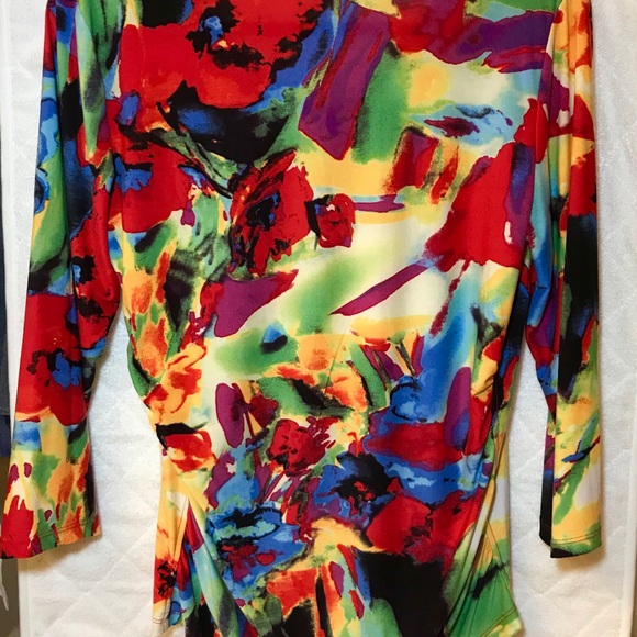 Peter Nygard women Petite Medium V neck 3/4 sleeve - Picture 2 of 7